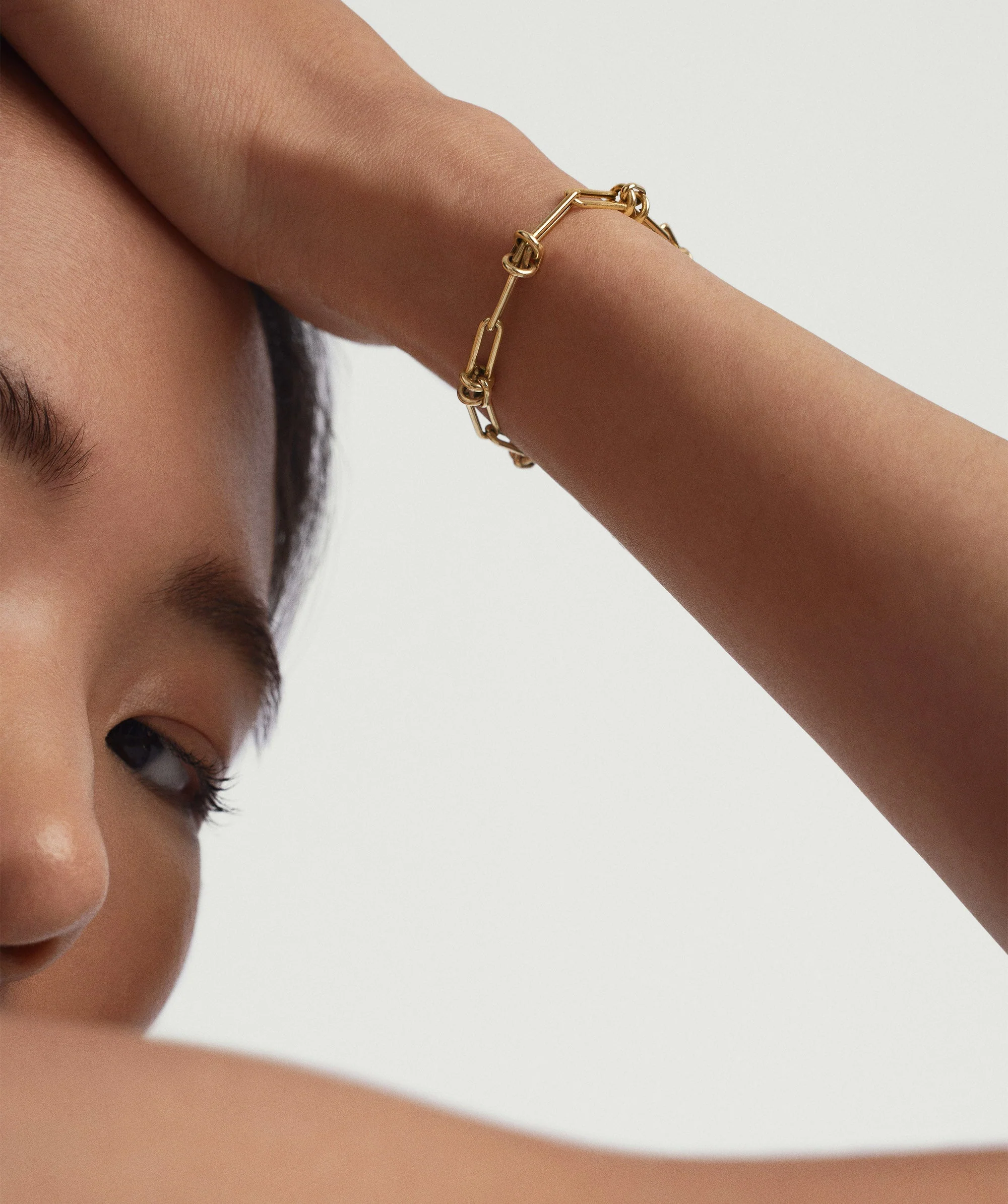 Base Chain Bracelet - Image 2