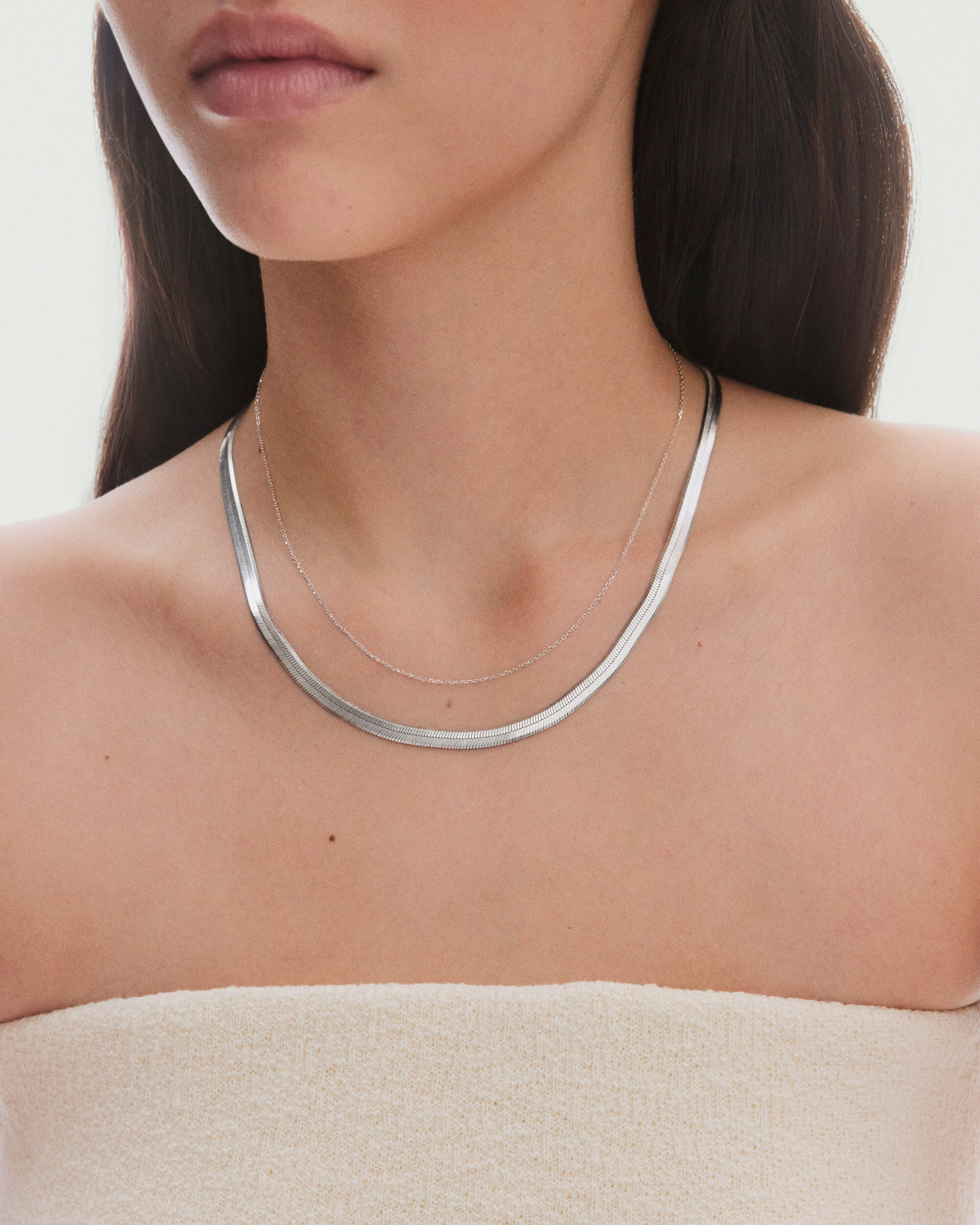 Bold Herringbone Chain Necklace - Image 9