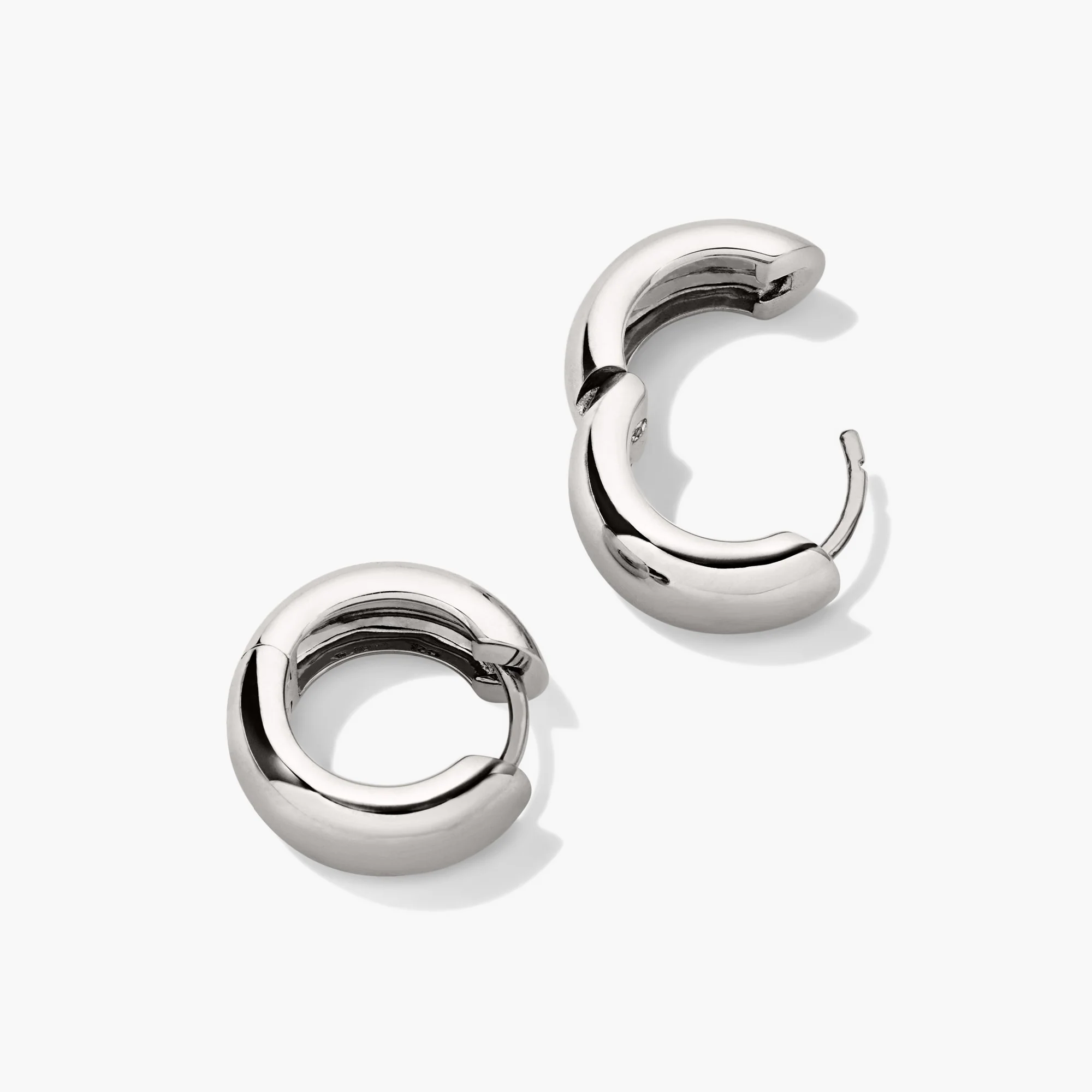 Chunky Medium Hoops - Image 10