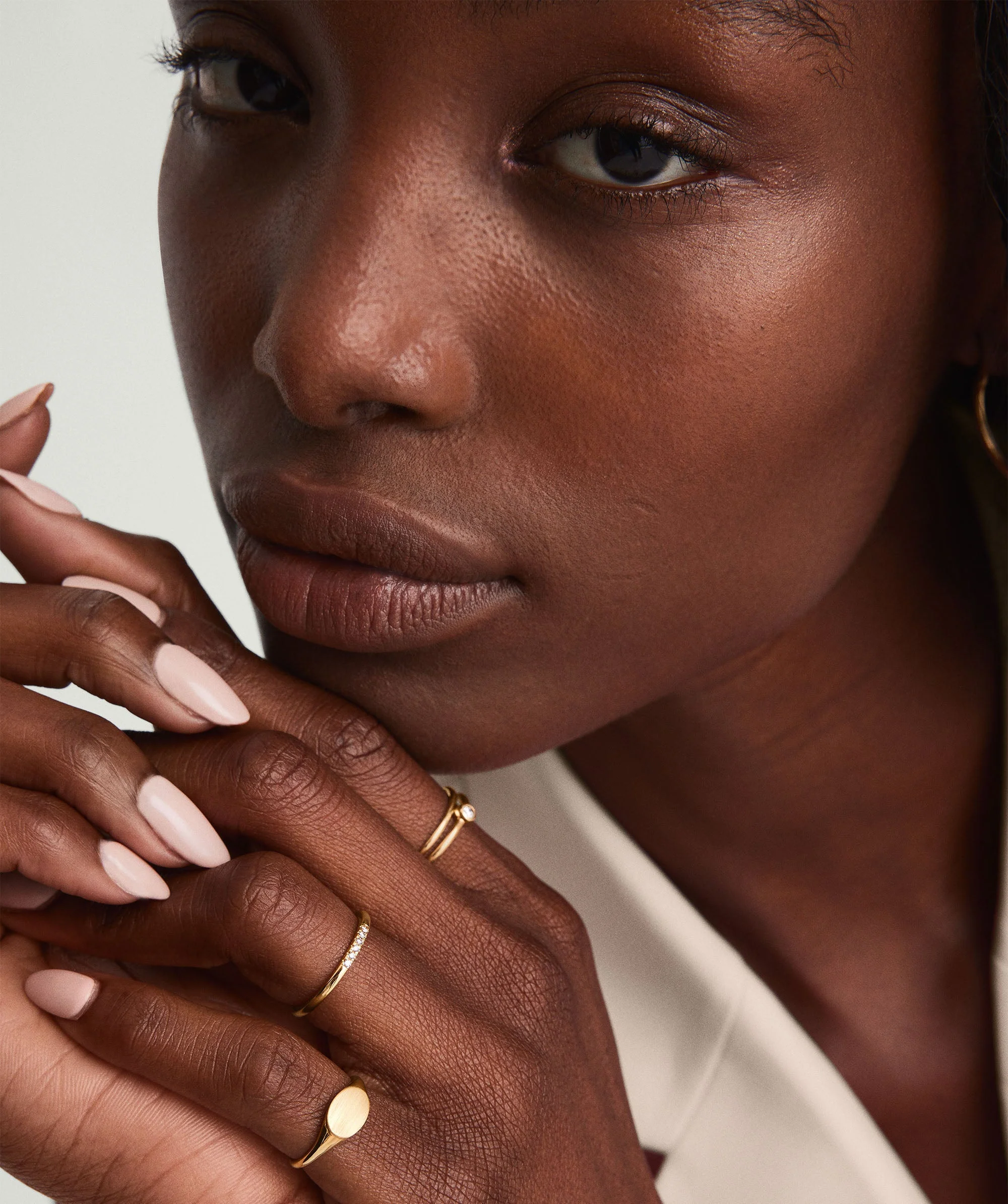 Diamonds Line Ring - Image 2