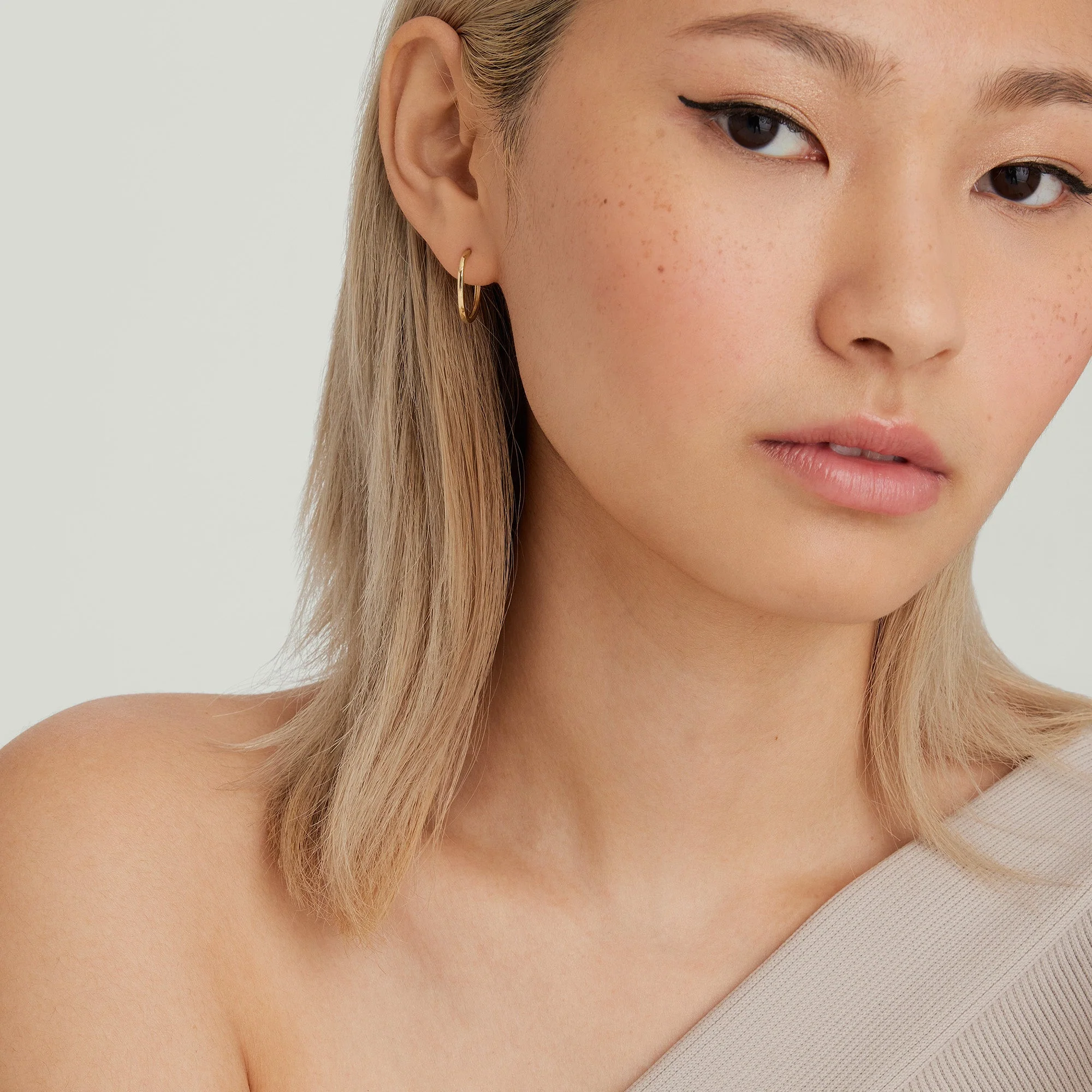 Easy Medium Hoops - Image 3