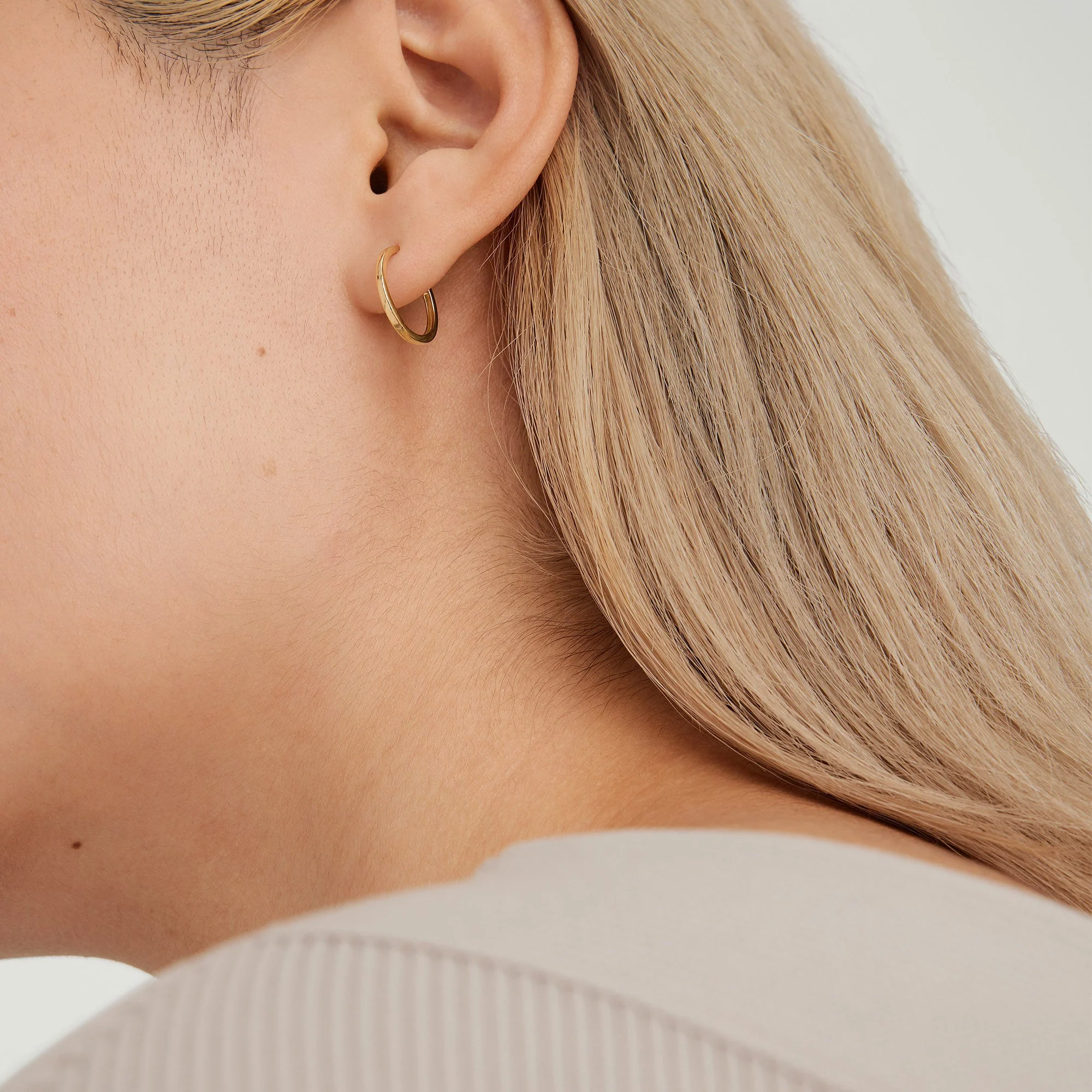 Easy Small Hoops - Image 3