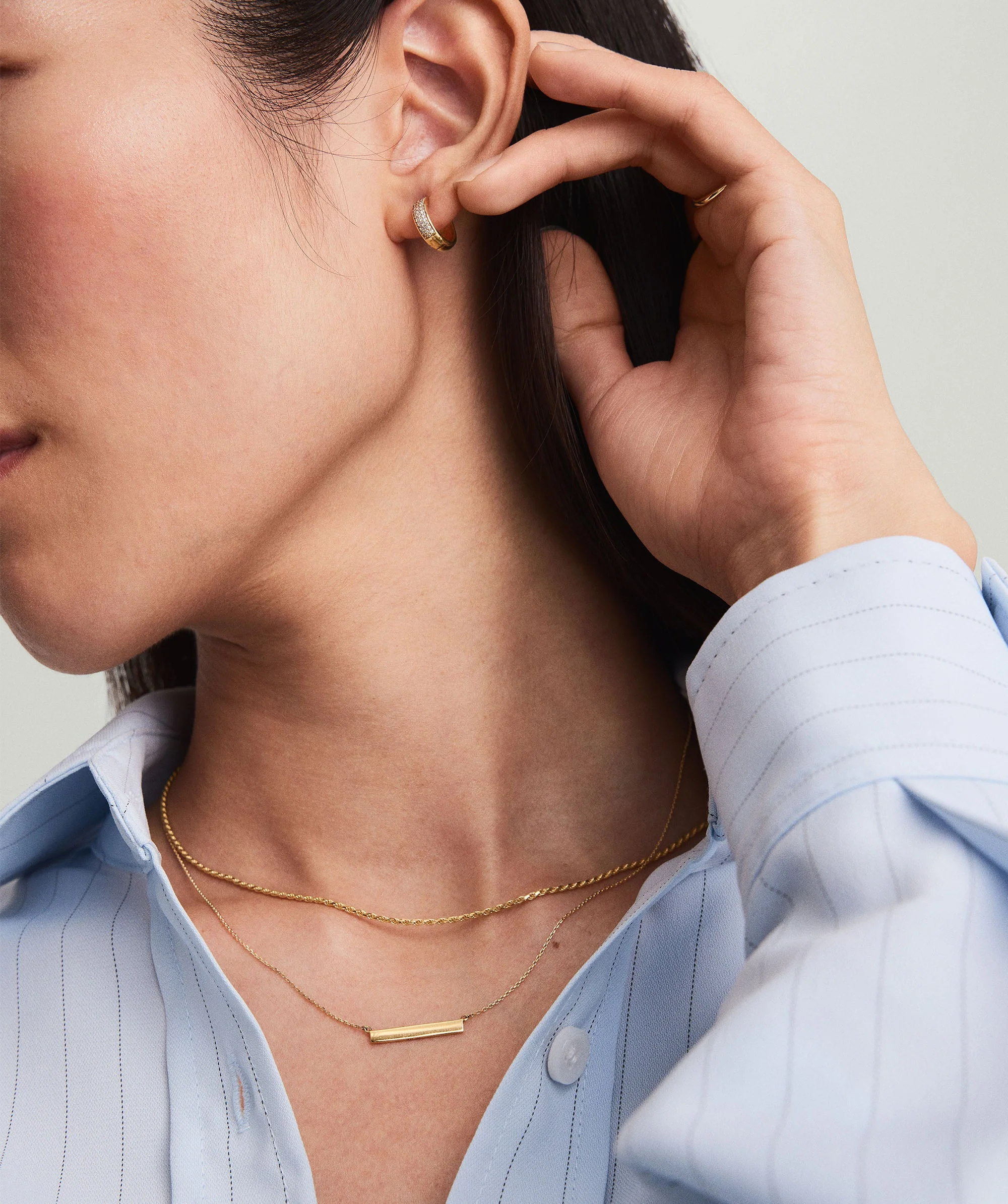 Engravable Bar Necklace - Image 4