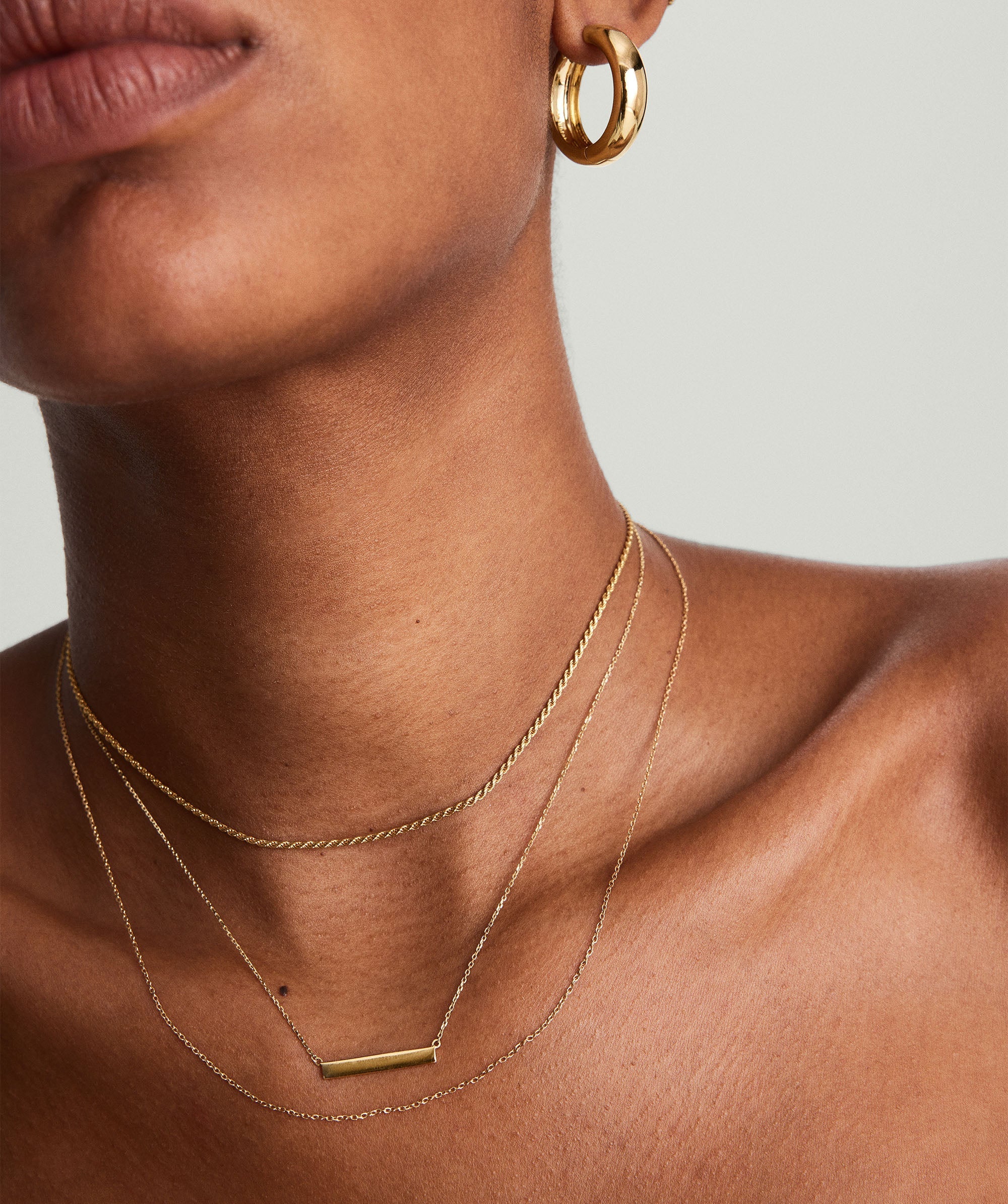 Engravable Bar Necklace - Image 5