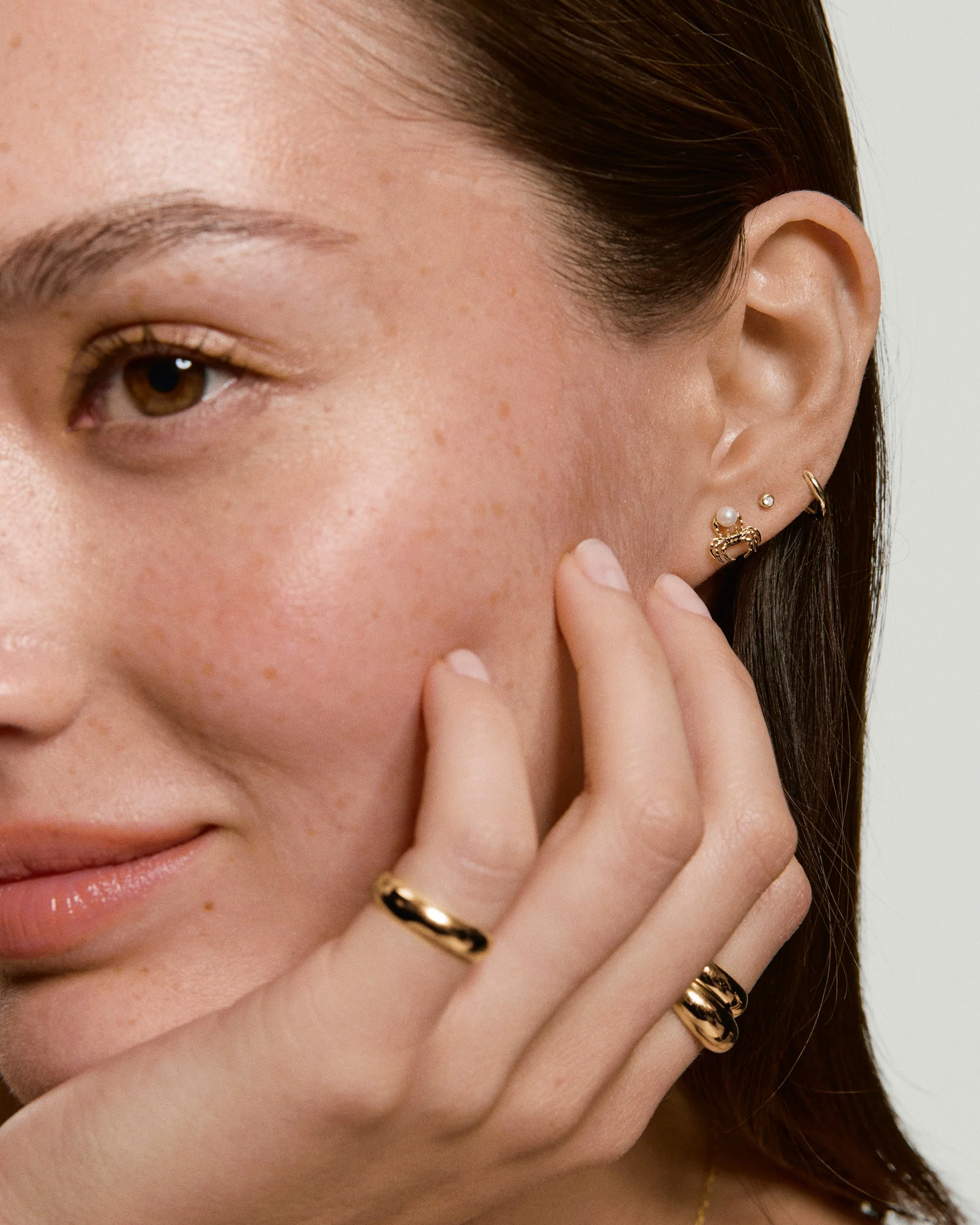In a Pinch Pearl Studs - Image 2