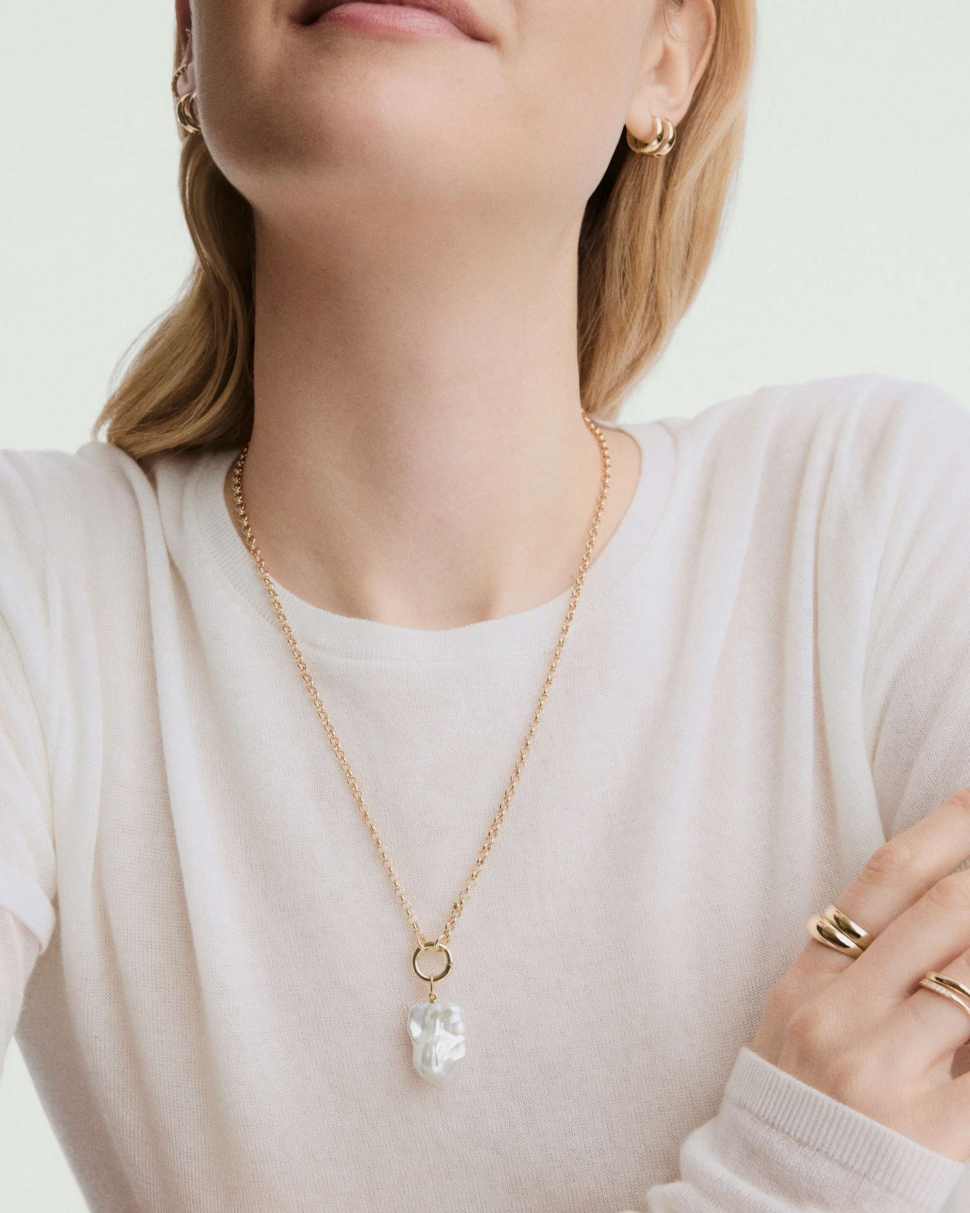 Isabel Baroque Pearl Charm - Image 4