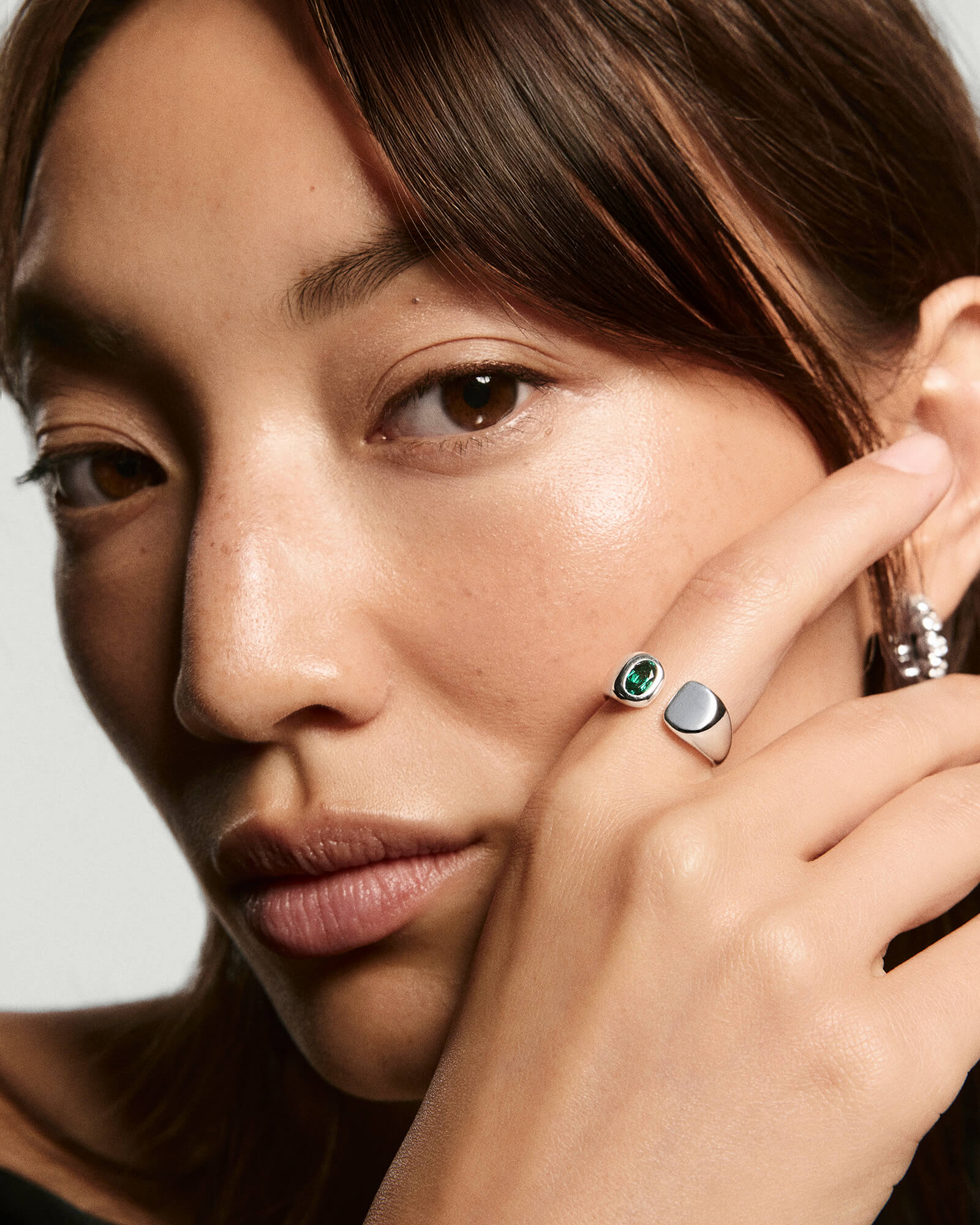 Noa Open Signet Ring - Image 4