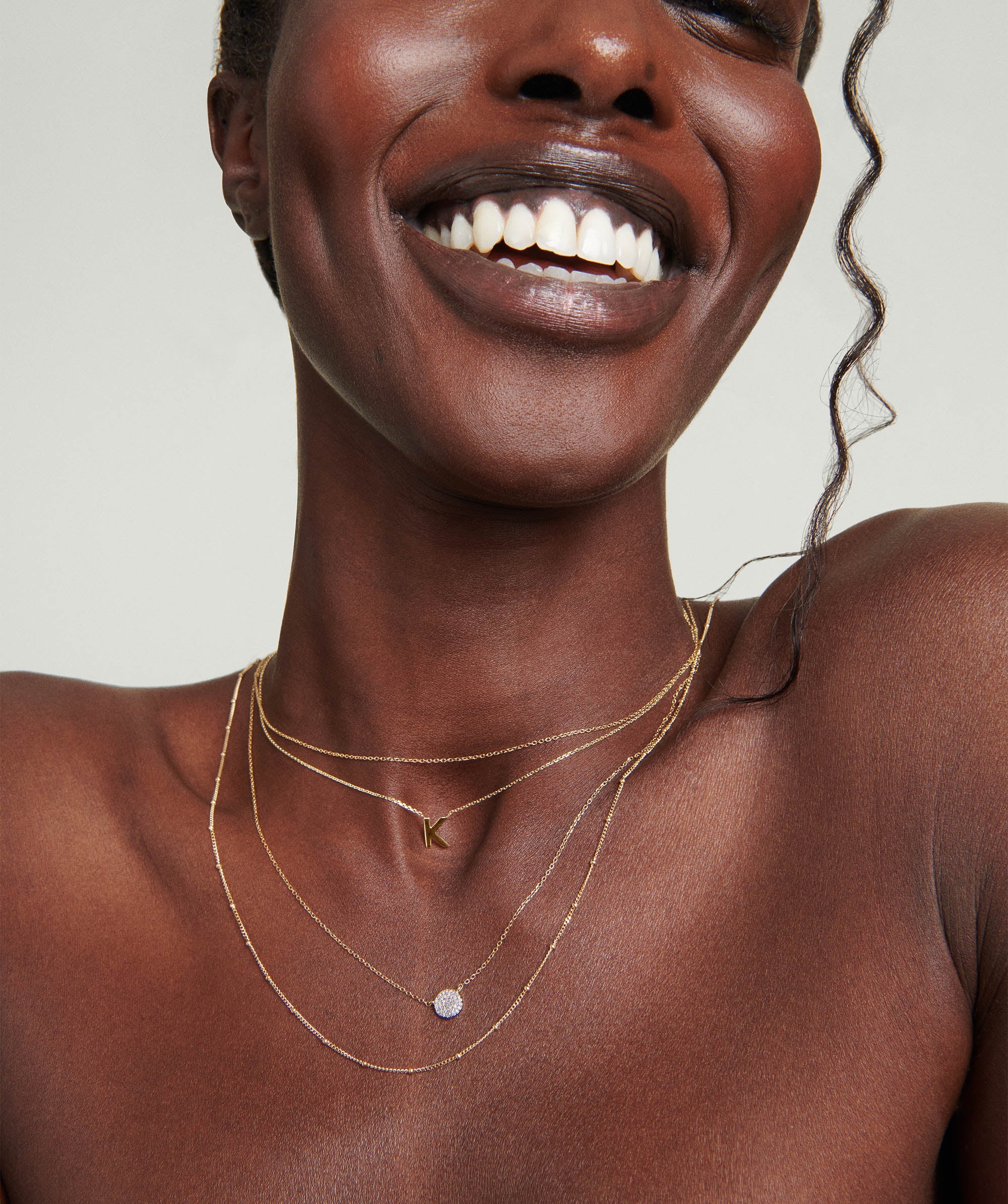 Large Pavé Diamond Round Necklace - Image 5