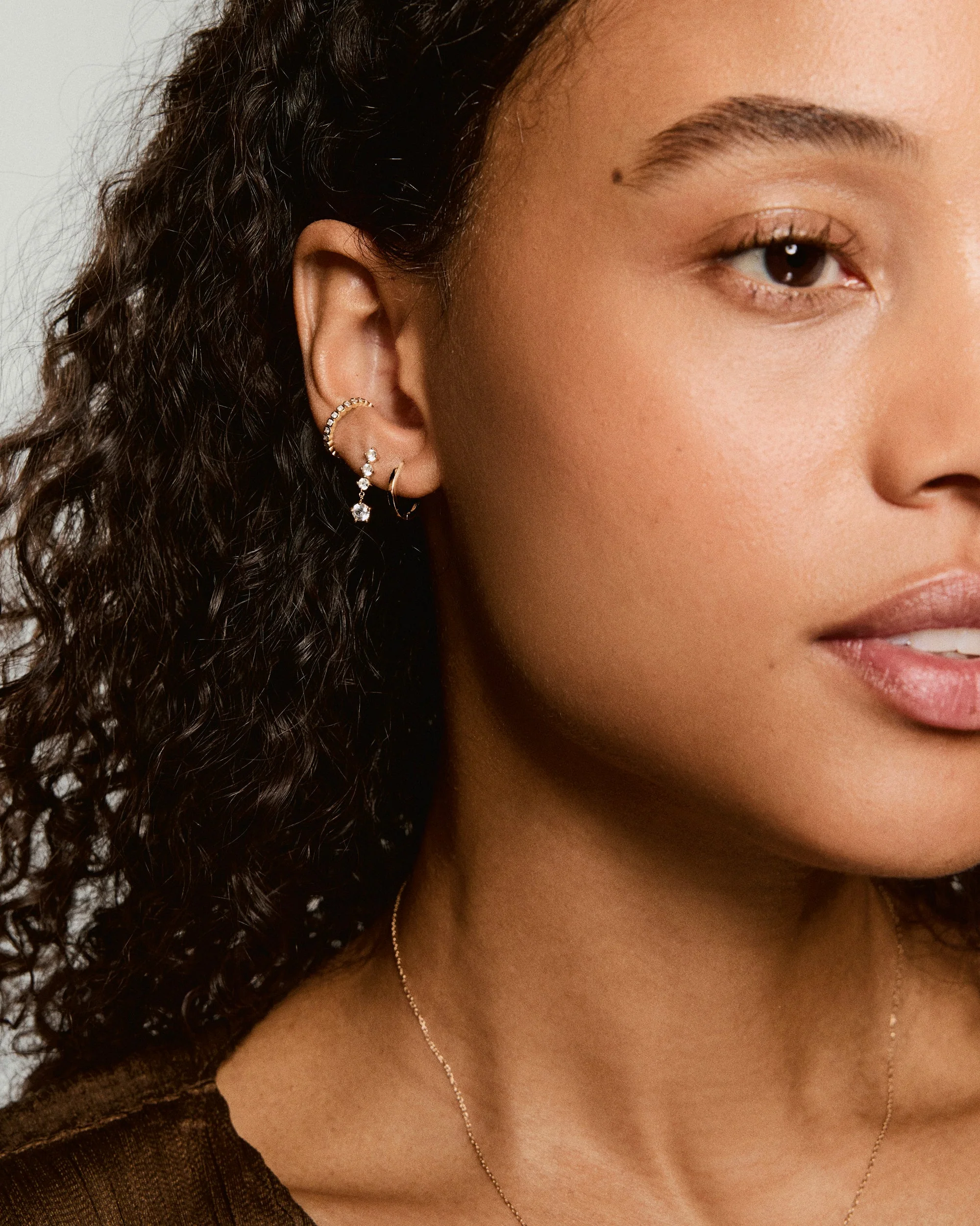 Simone Drop Earrings - Image 3