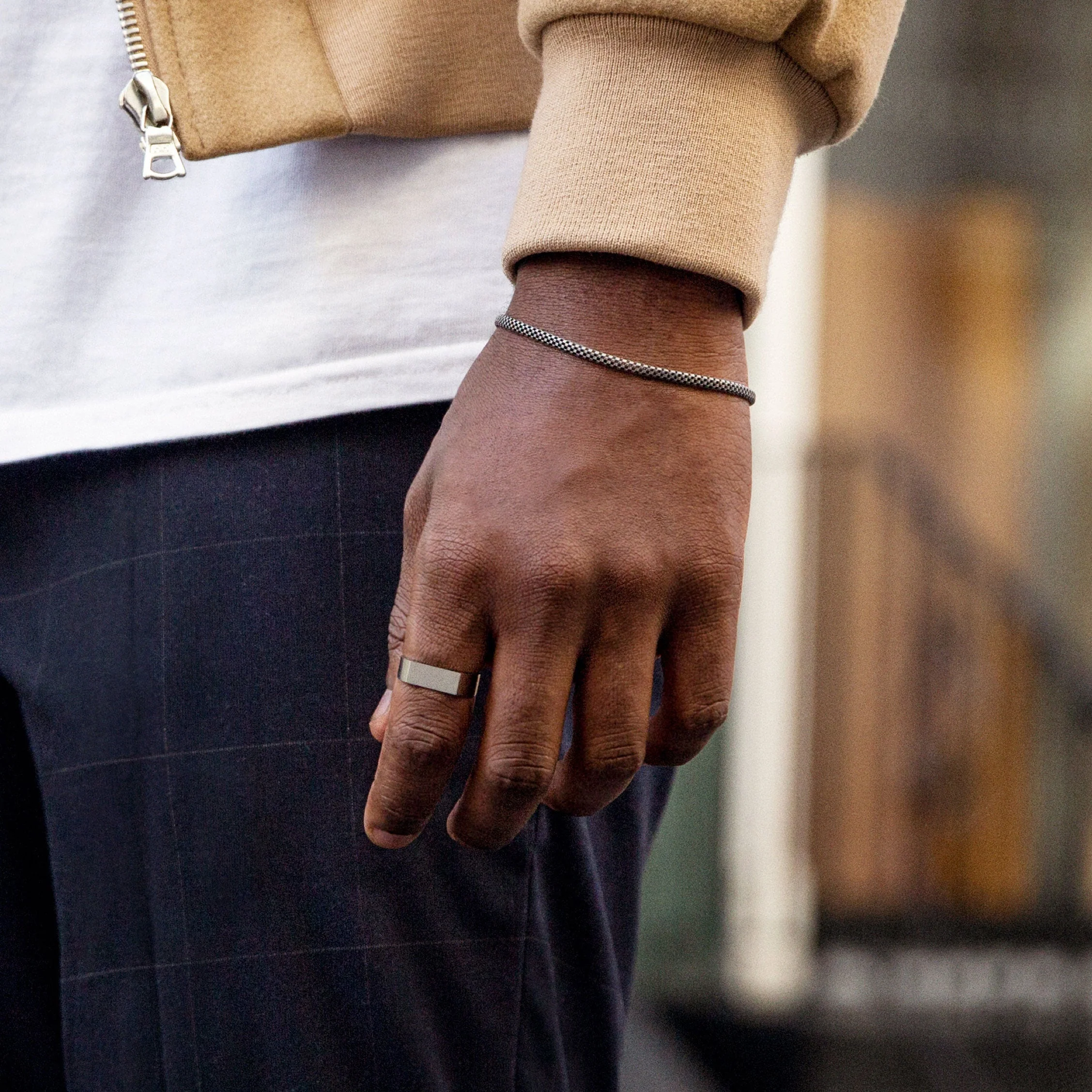 Slim Rectangular Signet Ring - Image 5