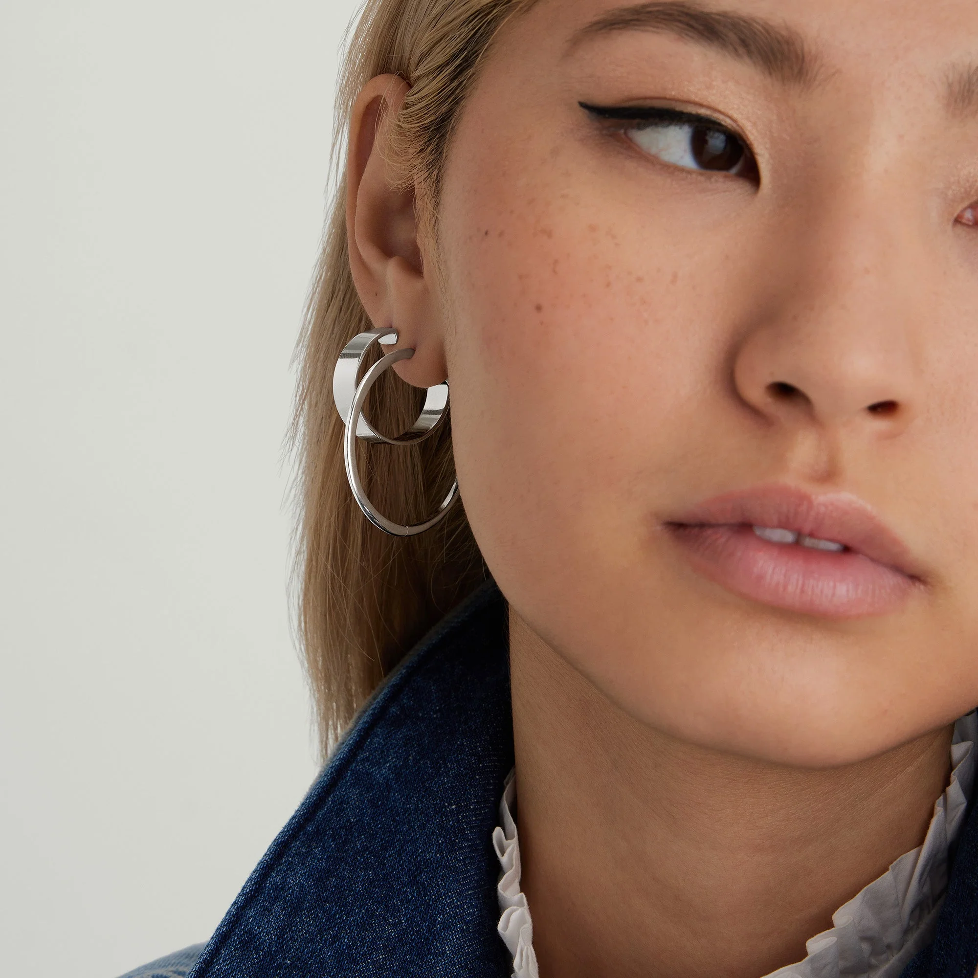 Tube Oversized Hoops - Image 13
